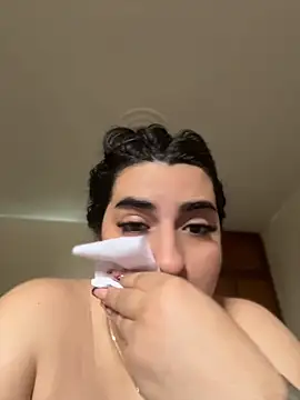 DAMSEL_30 live cam preview