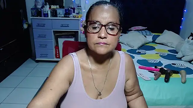 pervert_mommy_ live cam preview