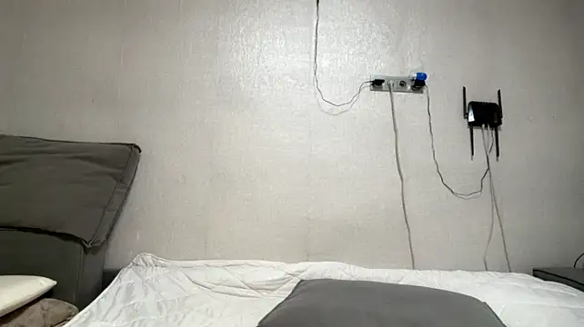 SwellJoy live cam on StripChat