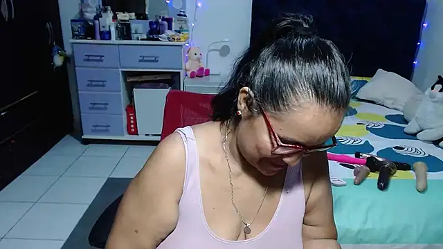pervert_mommy_ live cam preview