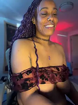 LUNA4pussy webcam