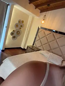 KylaMorrison live cam preview