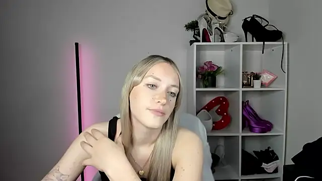 EvelynBlond
