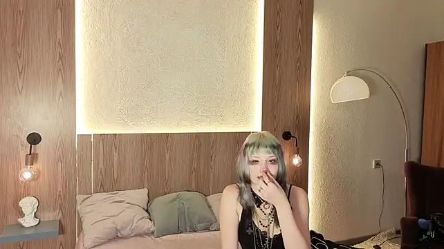 Nora_Kresss