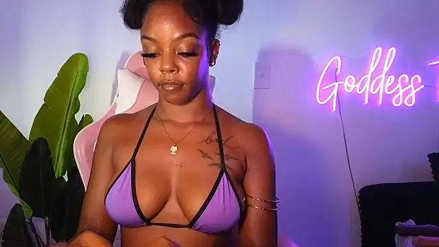 goddess_treat
