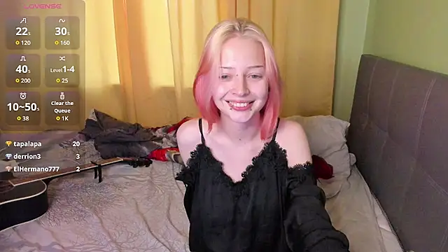PetiteLia_ webcam