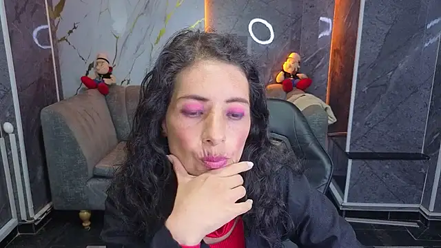 roxxe_monrrow_b live cam preview