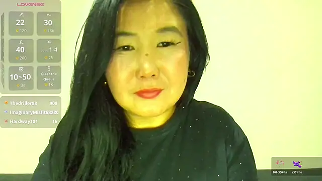 Bet_Lu live cam on StripChat