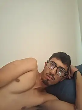 Tu-baabyy live cam on StripChat