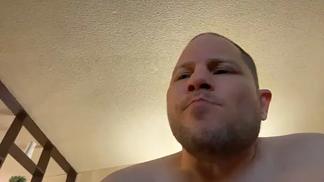 Alwayshard421 live cam on StripChat