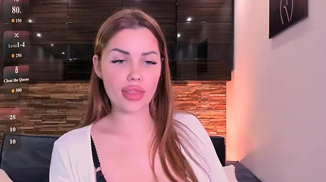Roxana_Wet_ live cam on StripChat