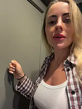 EmaSalis webcam
