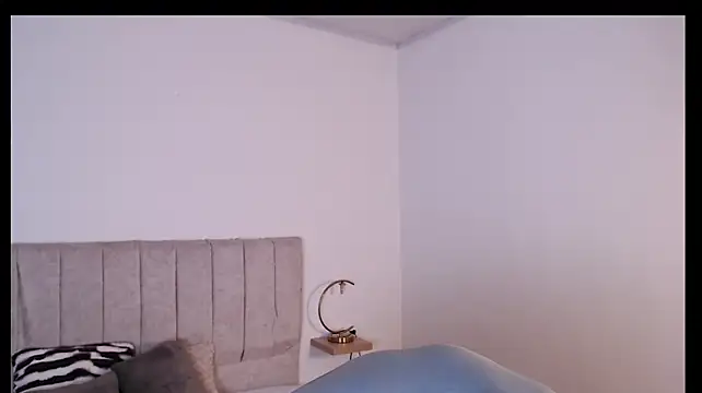 axel_rosee01 live cam preview