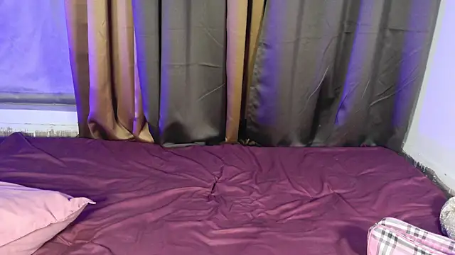 NaughTy_Girls04