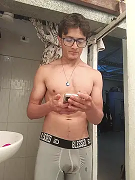 Davitfitnosuke