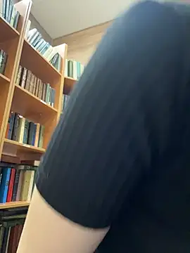 kitty_sixseven webcam