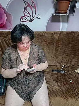 LedyEva live cam preview