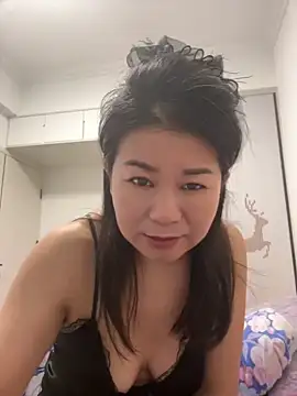 wnnme live cam on StripChat