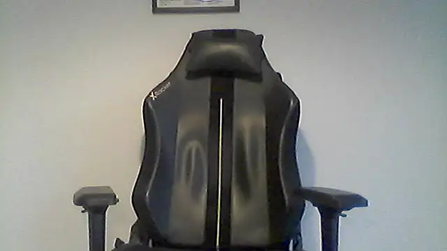 Hornyhants1