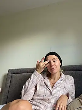 NataliaIsabella live cam preview