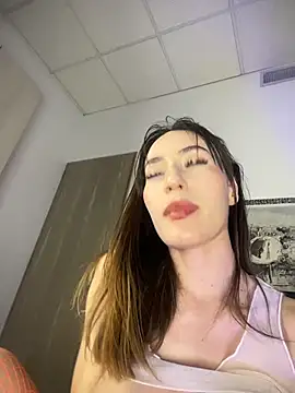 IAmNobodyXXX live cam on StripChat