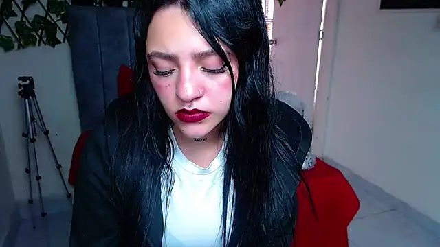 Violettasquirt webcam