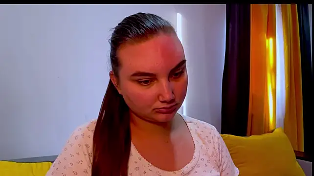 Dreamyblushfairy live cam on StripChat