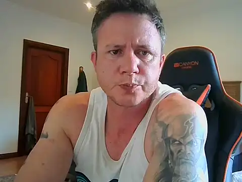 TroyDieselXXX