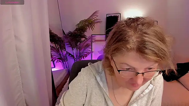 TashaMay live cam preview