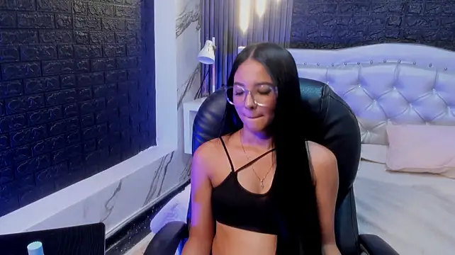 Pretty_Liaa_