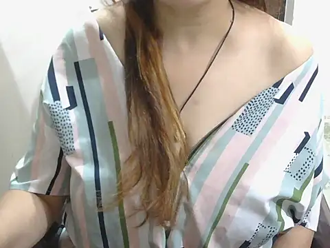 Rocking_Shaila