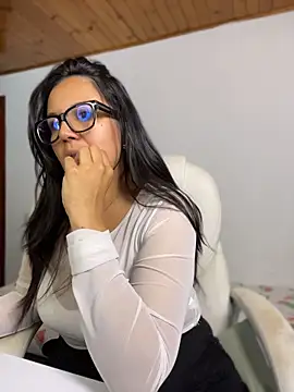 SWEETLILY18 live cam preview