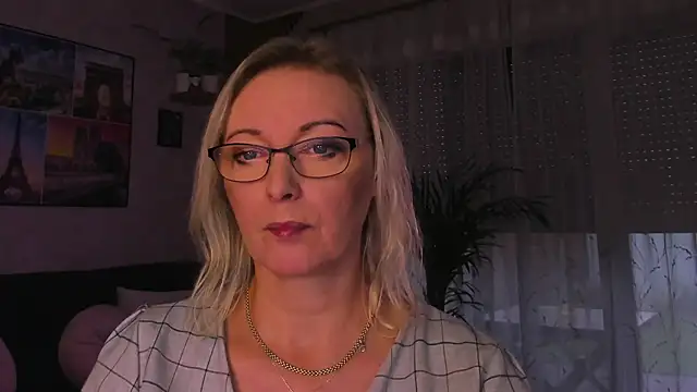 vanessa_chat