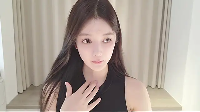 initial-lucky live sex cam