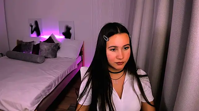 GabrielleEvy live cam on StripChat