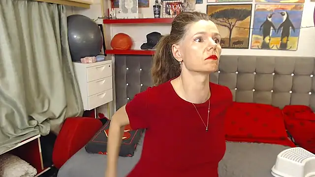 kellyterapy live cam on StripChat