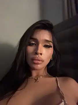 PrettyYoungHugeCockTS