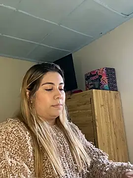 _BellaSmith_ live cam preview