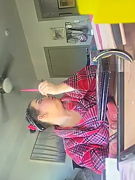 CreamVixen live cam preview