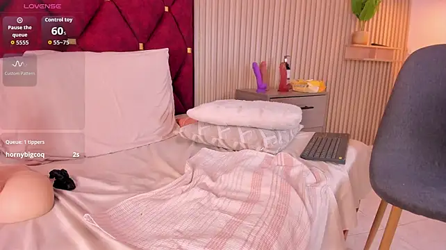 AlissonVegah live cam preview