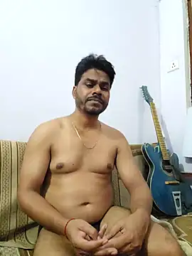 Raaz_5690