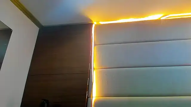 AteneaGreyy live cam preview