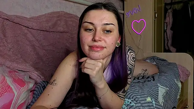 danieliis live cam on StripChat