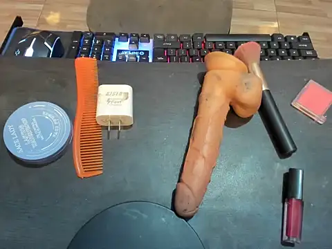 AshantTsiBigCock webcam