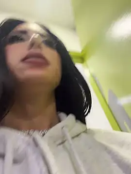 MiaFoxie_