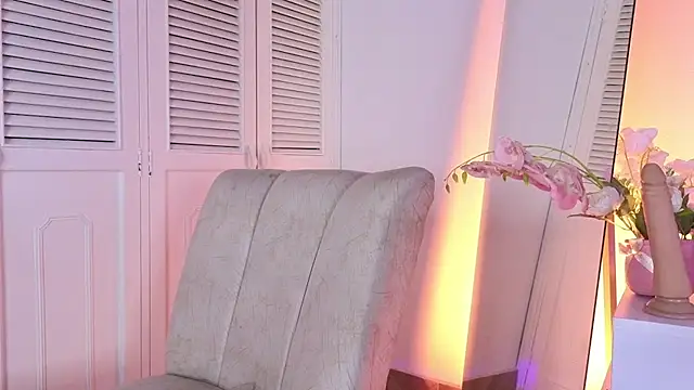Katiaa_n live cam preview