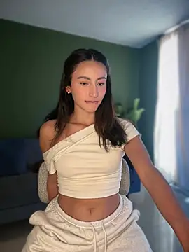 Lovinggirl_
