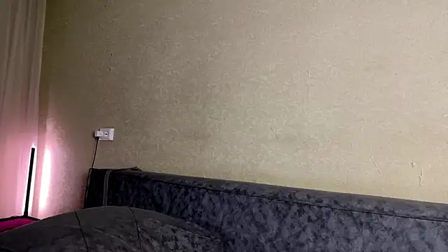 Marinpeach live sex cam