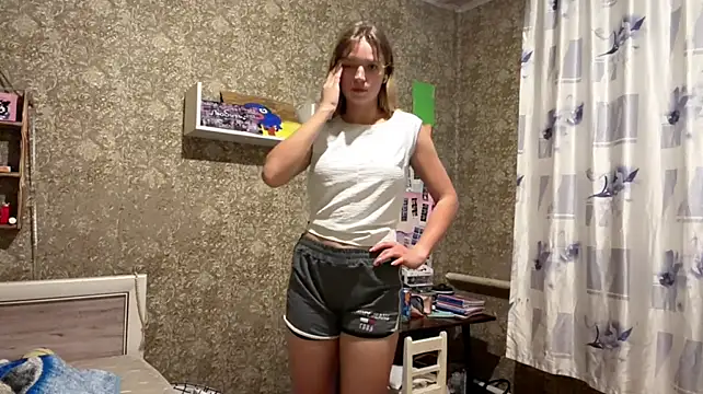 LilliaEhmen live sex cam
