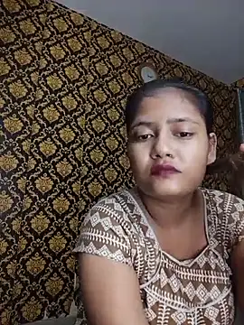 Hot_desi_bb2 live cam preview